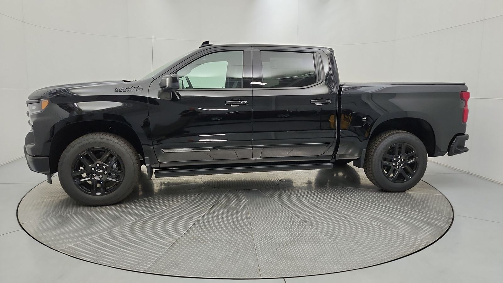 New 2026 Chevrolet Silverado-1500 High-Country 69568