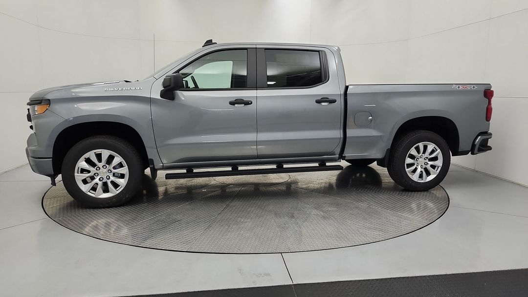 New 2026 Chevrolet Silverado-1500 Custom 69653