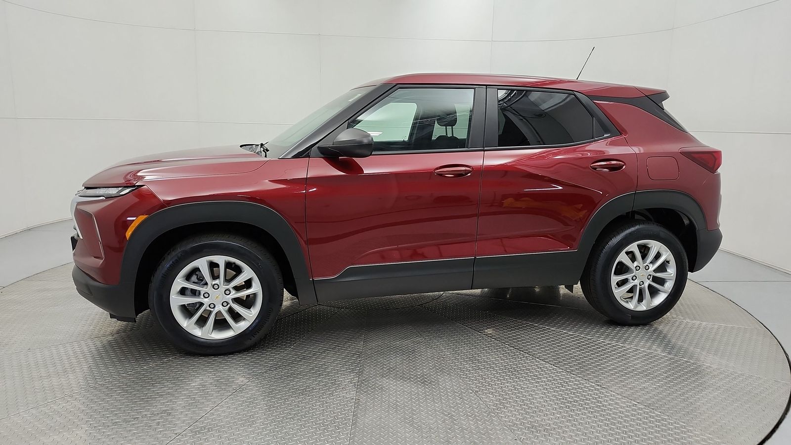 Used 2024 Chevrolet Trailblazer LS 69652