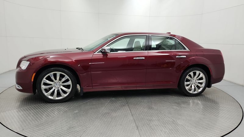 2020 Chrysler 300