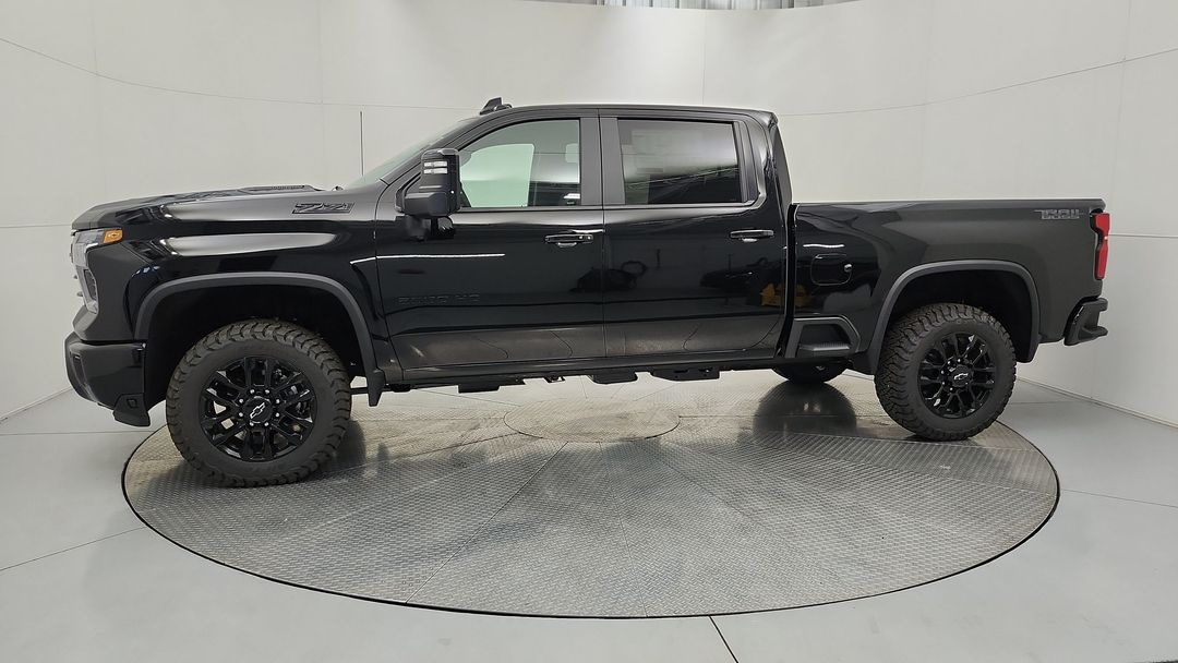 New 2026 Chevrolet Silverado-2500HD LT 69834