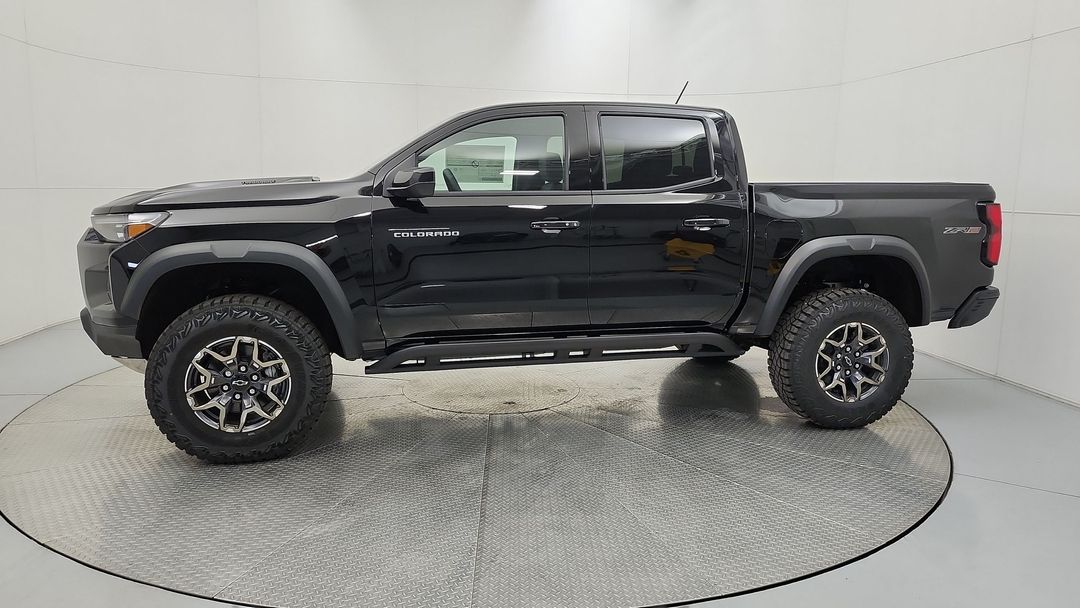 New 2026 Chevrolet Colorado 4WD-ZR2 70090