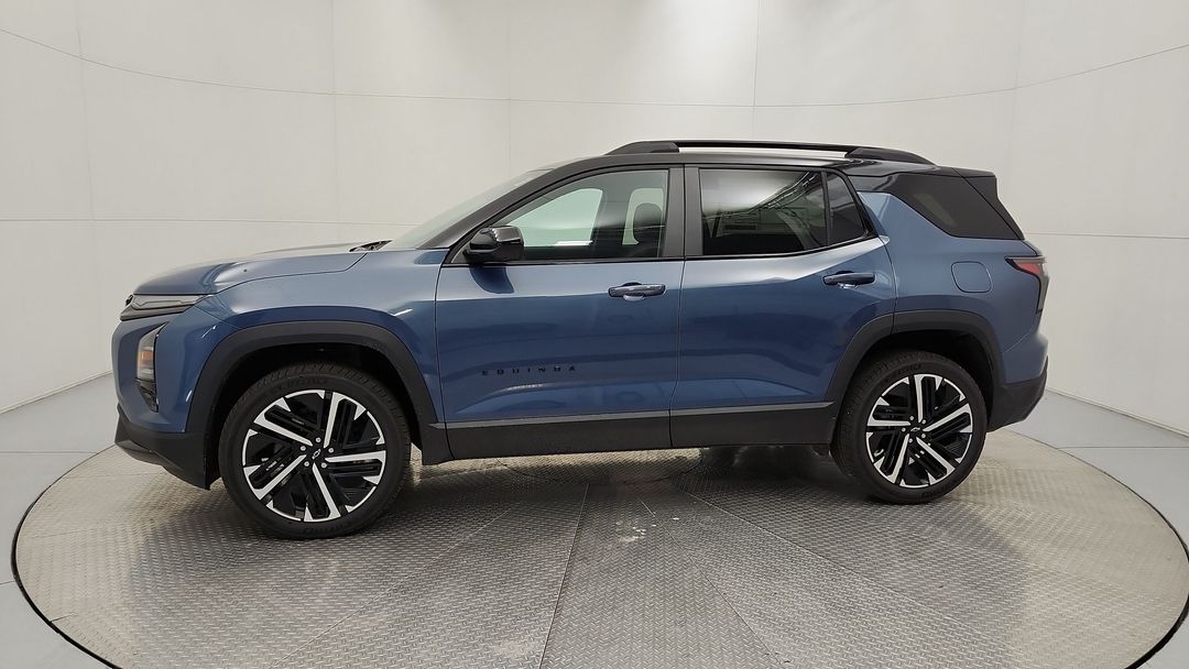 New 2027 Chevrolet Equinox AWD-RS 70201