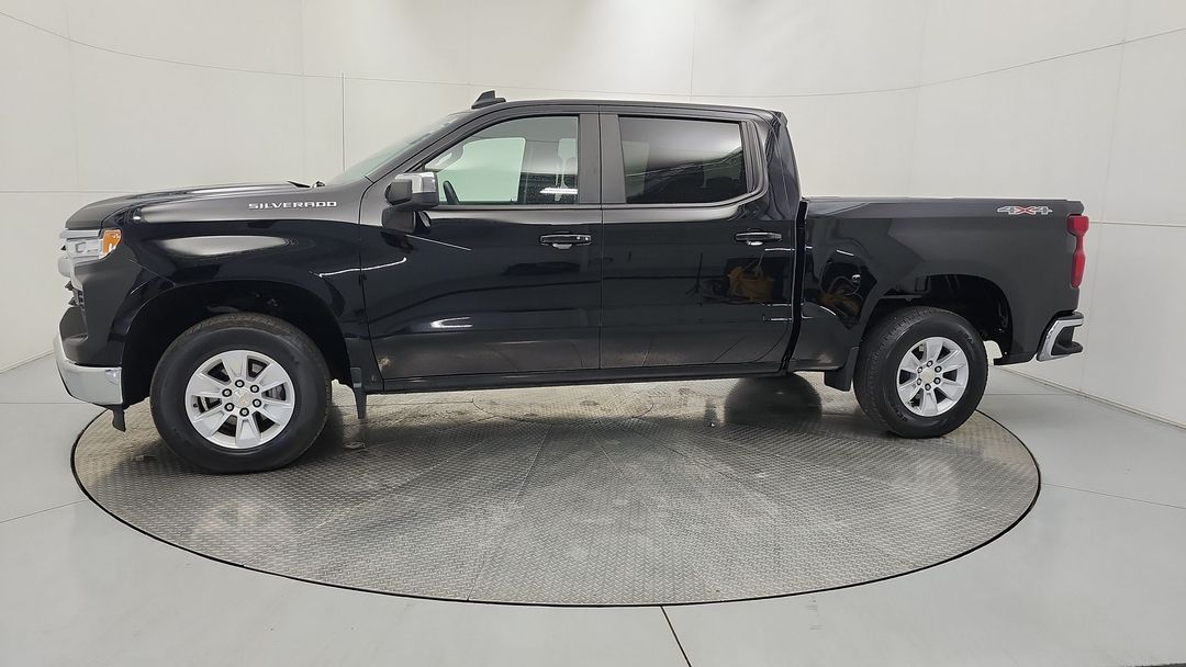 Used 2025 Chevrolet Silverado-1500 LT 70193