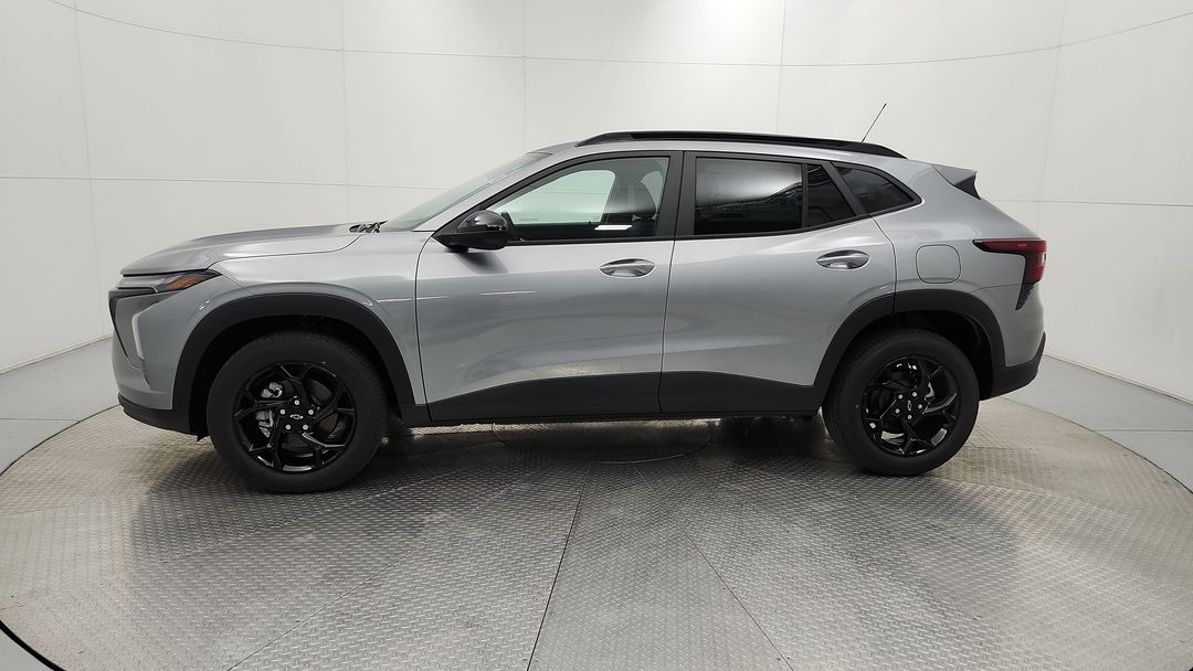New 2026 Chevrolet Trax LT 70426
