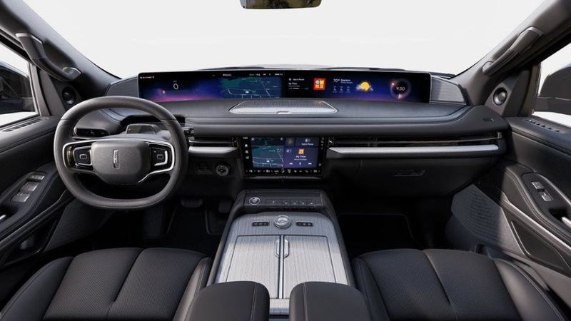 2025 Lincoln Navigator