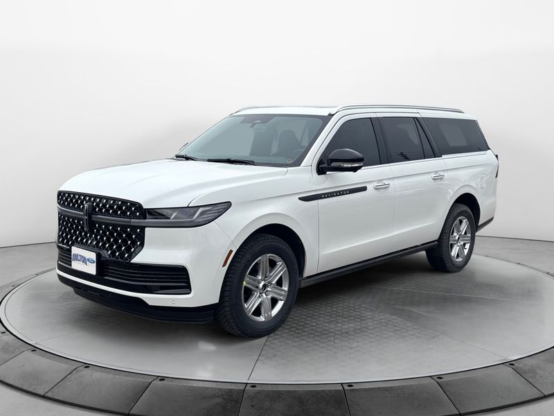 2025 Lincoln Navigator