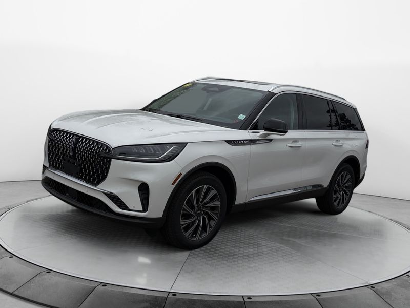 2026 Lincoln Aviator