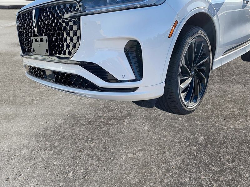 2026 Lincoln Aviator