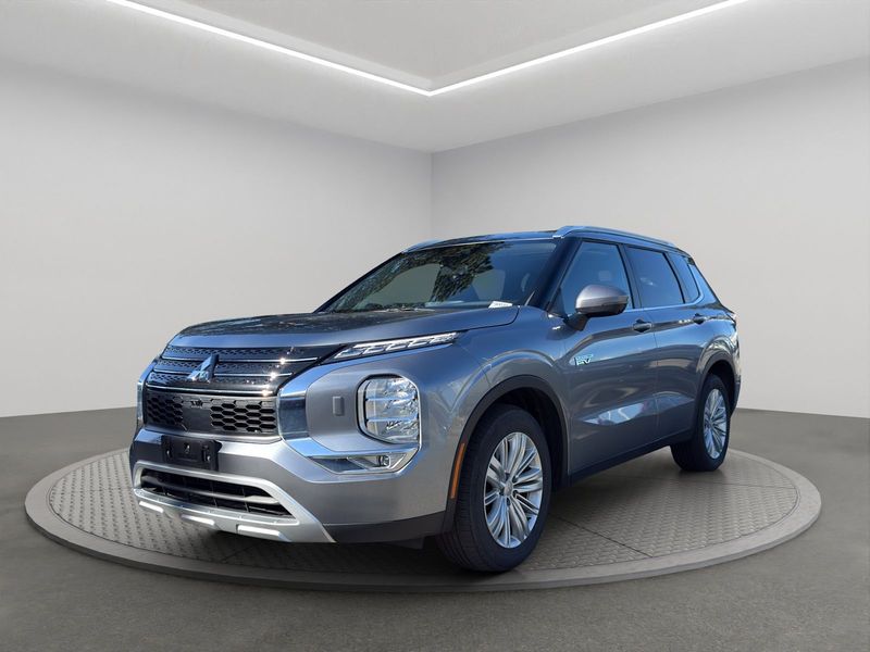 2024 Mitsubishi Outlander Plug-In Hybrid