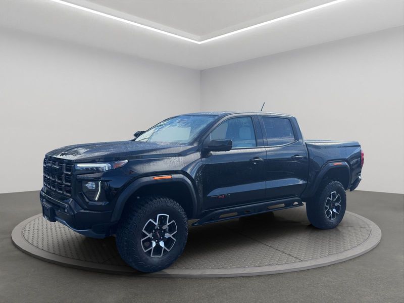 2024 GMC Canyon
