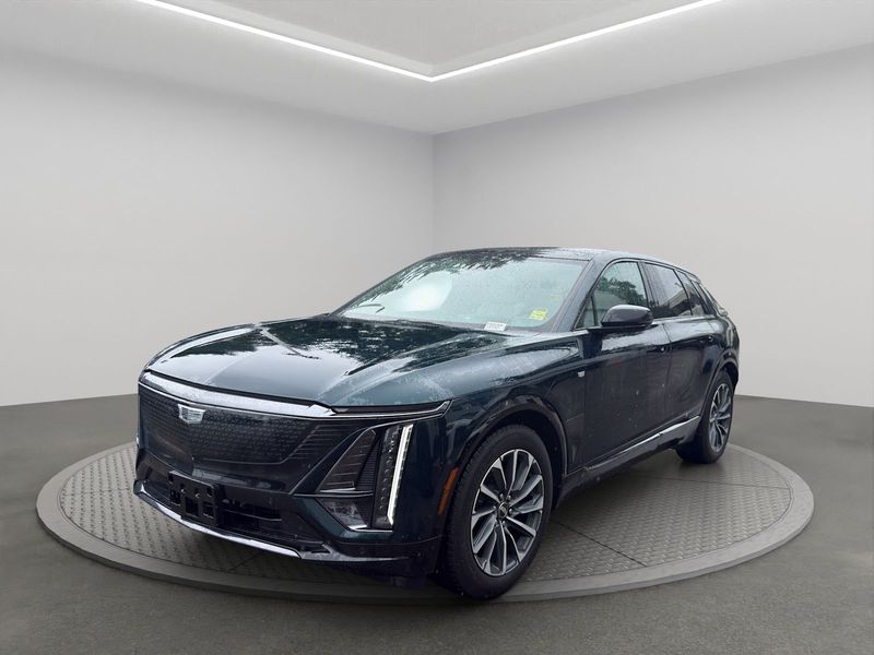2024 Cadillac LYRIQ