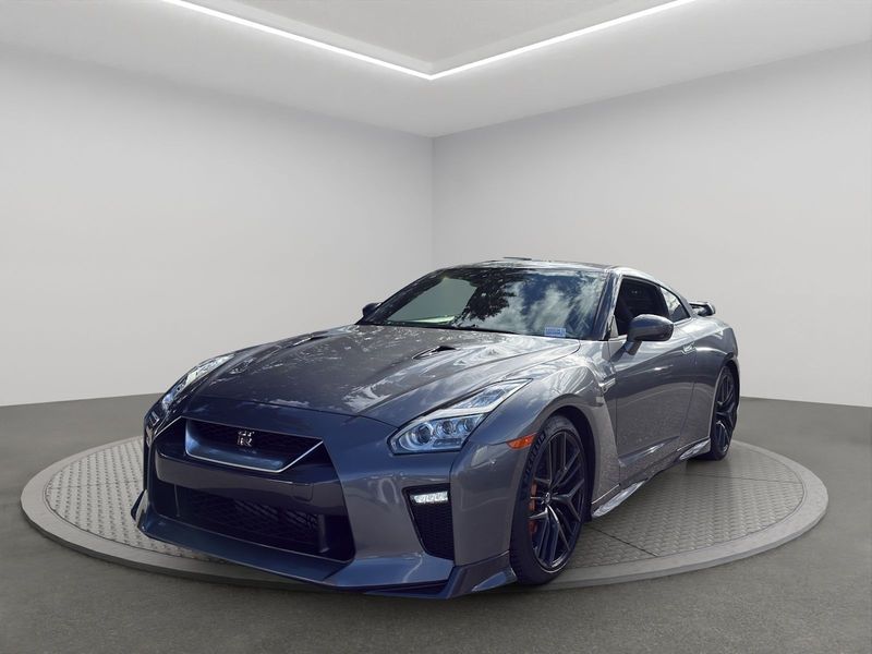 2017 Nissan GT-R