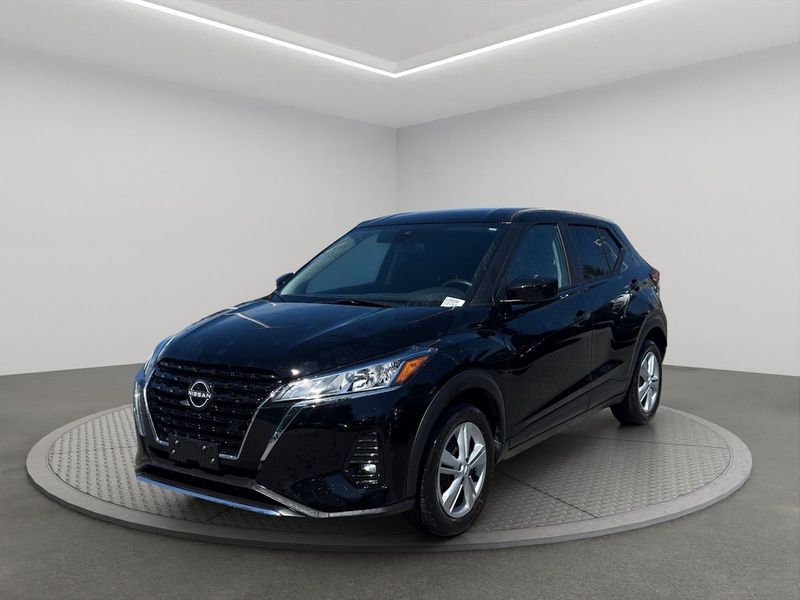 2025 Nissan Kicks Play