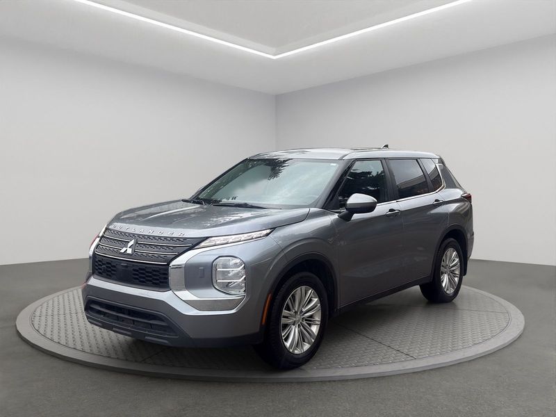 2022 Mitsubishi Outlander
