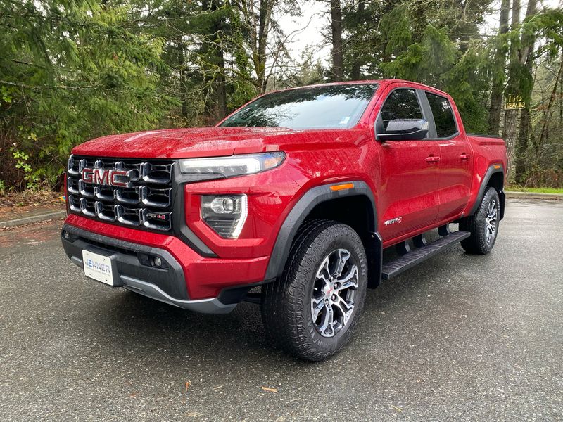2023 GMC Canyon