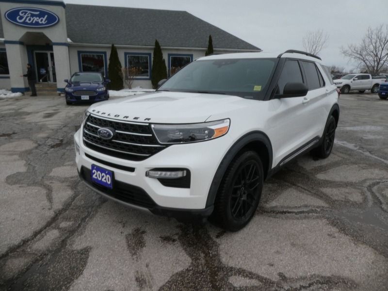 2020 Ford Explorer