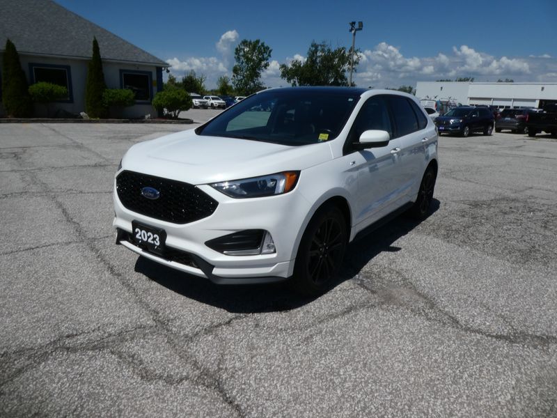 2023 Ford Edge