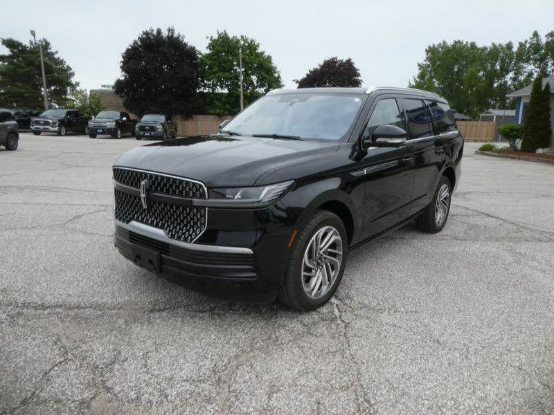 2025 Lincoln Navigator