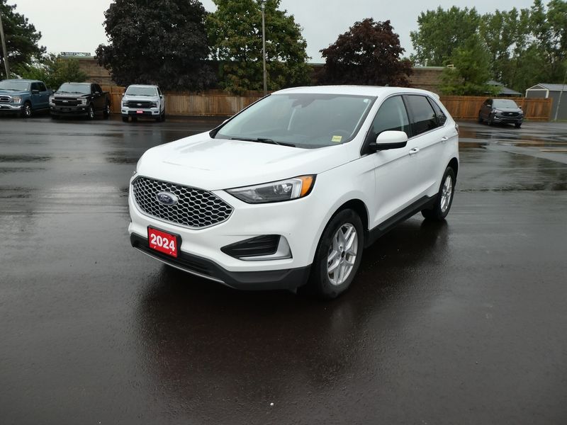 2024 Ford Edge