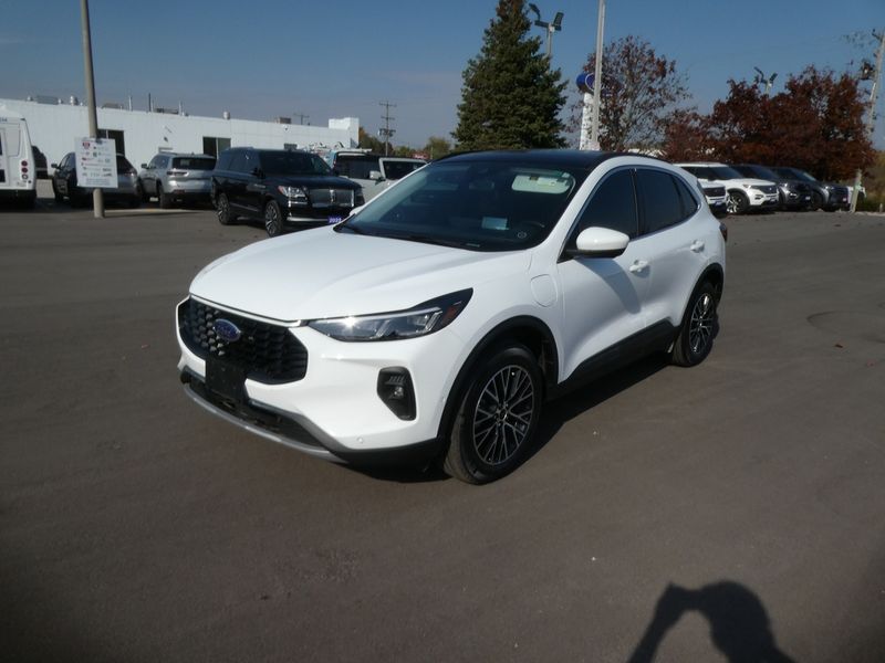 2023 Ford Escape