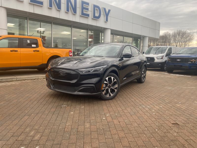 2025 Ford Mustang Mach-E