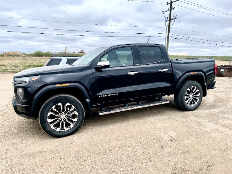 2023 GMC Canyon