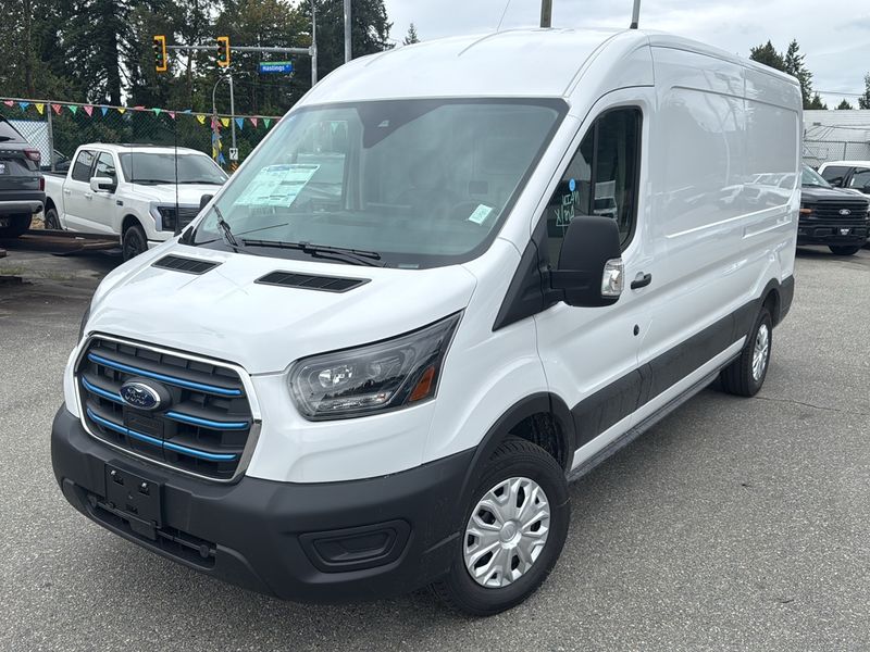 2025 Ford E-Transit