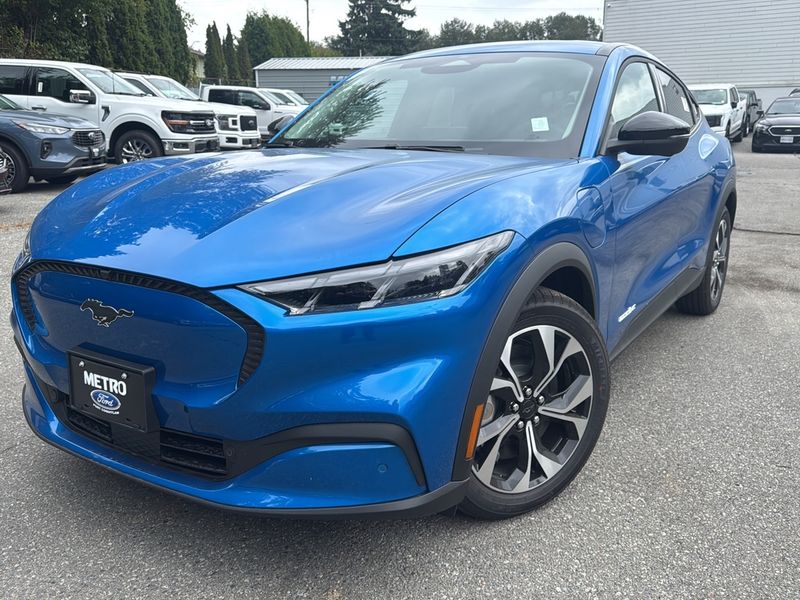 2025 Ford Mustang Mach-E