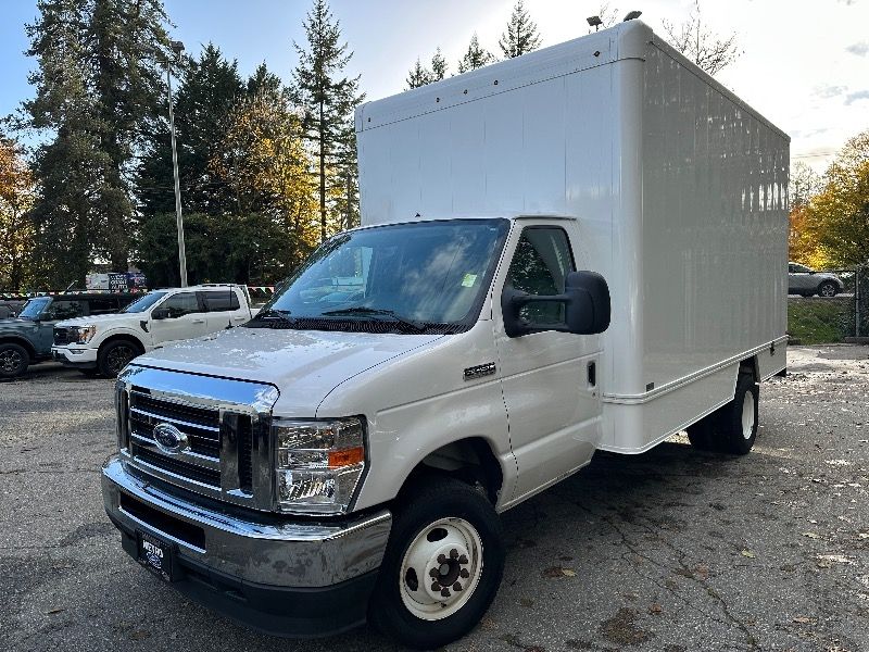 2022 Ford E-Series Cutaway