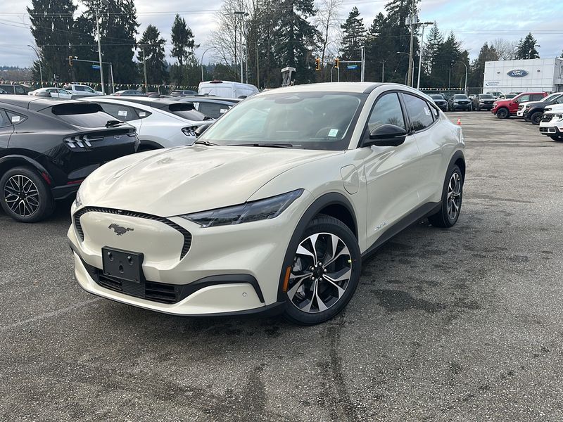 2025 Ford Mustang Mach-E
