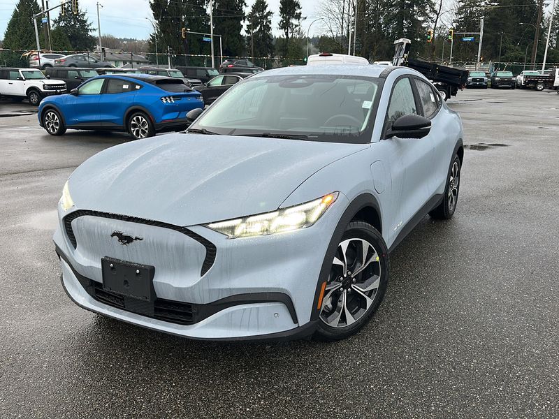 2025 Ford Mustang Mach-E