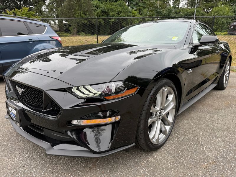 2022 Ford Mustang