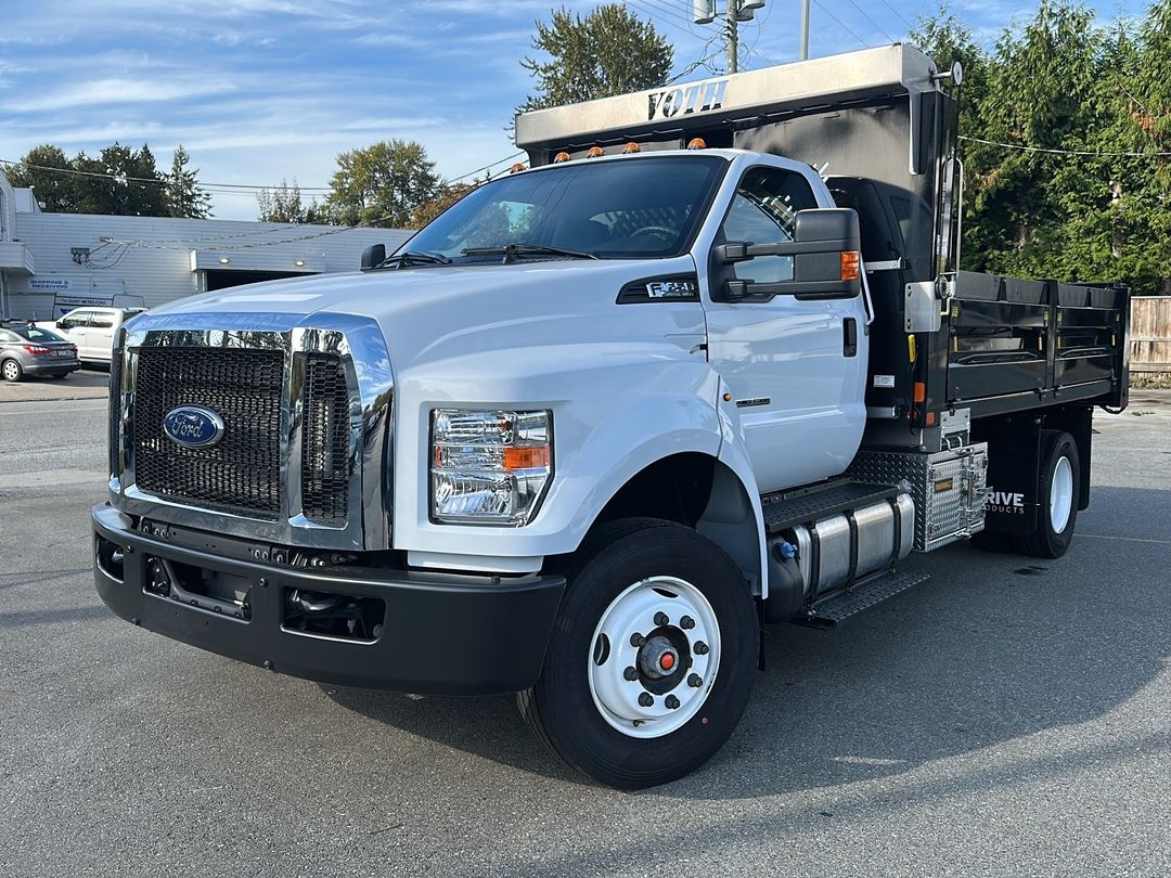 New 2027 Ford Super-Duty-F-650-Straight-Frame 27F60754