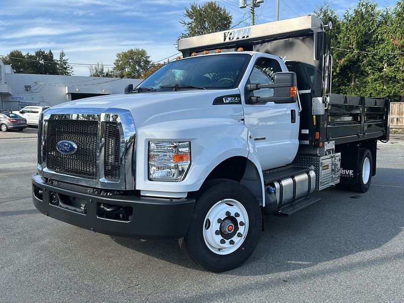 2027 Ford Super Duty F-650 Straight Frame