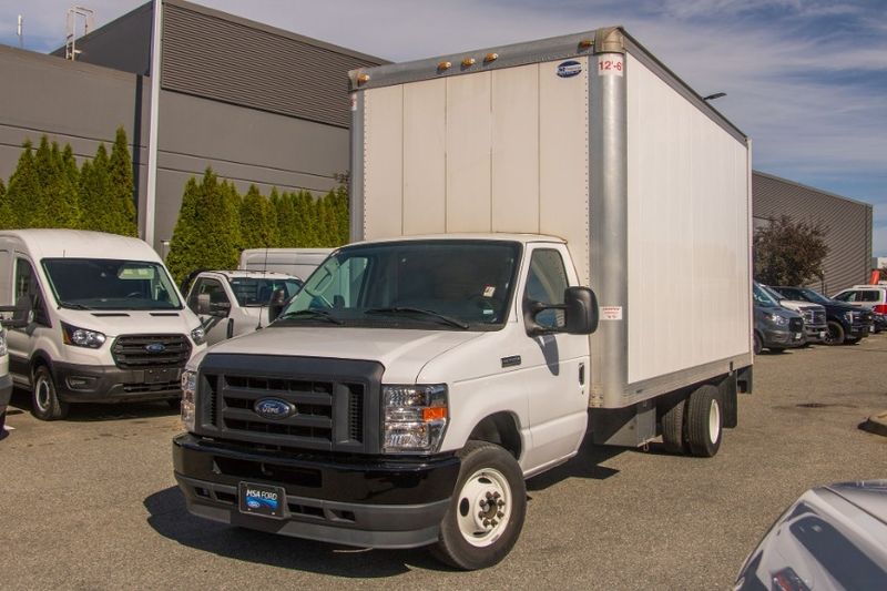 2022 FORD E-Series Cutaway