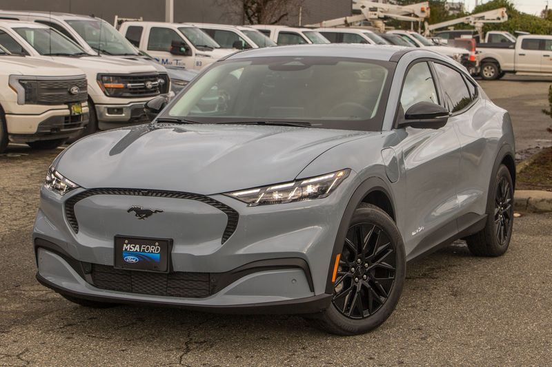 2025 Ford Mustang Mach-E