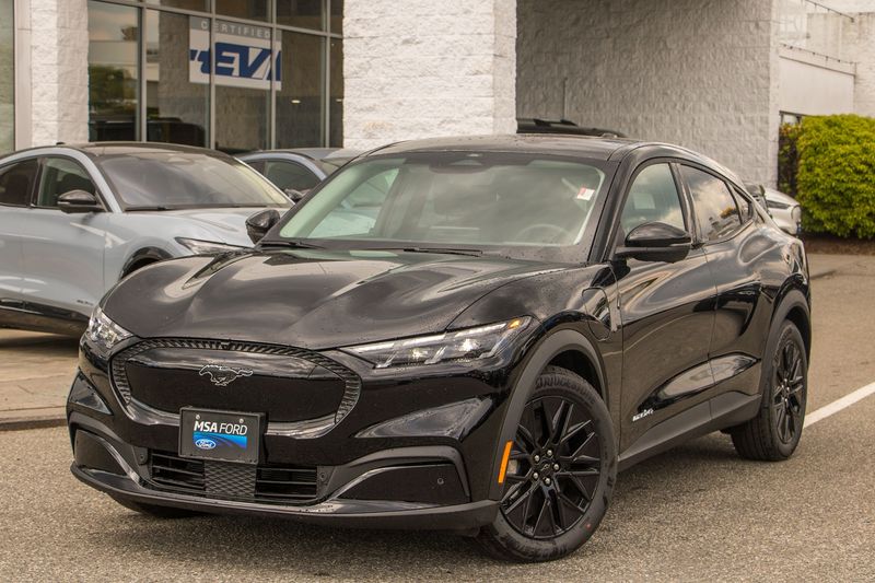 2025 Ford Mustang Mach-E