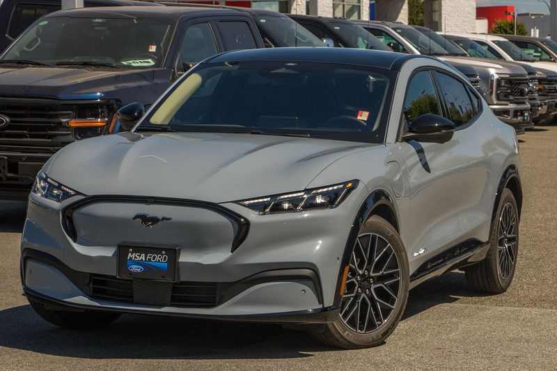 2025 Ford Mustang Mach-E