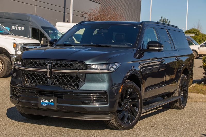 2025 Lincoln Navigator L