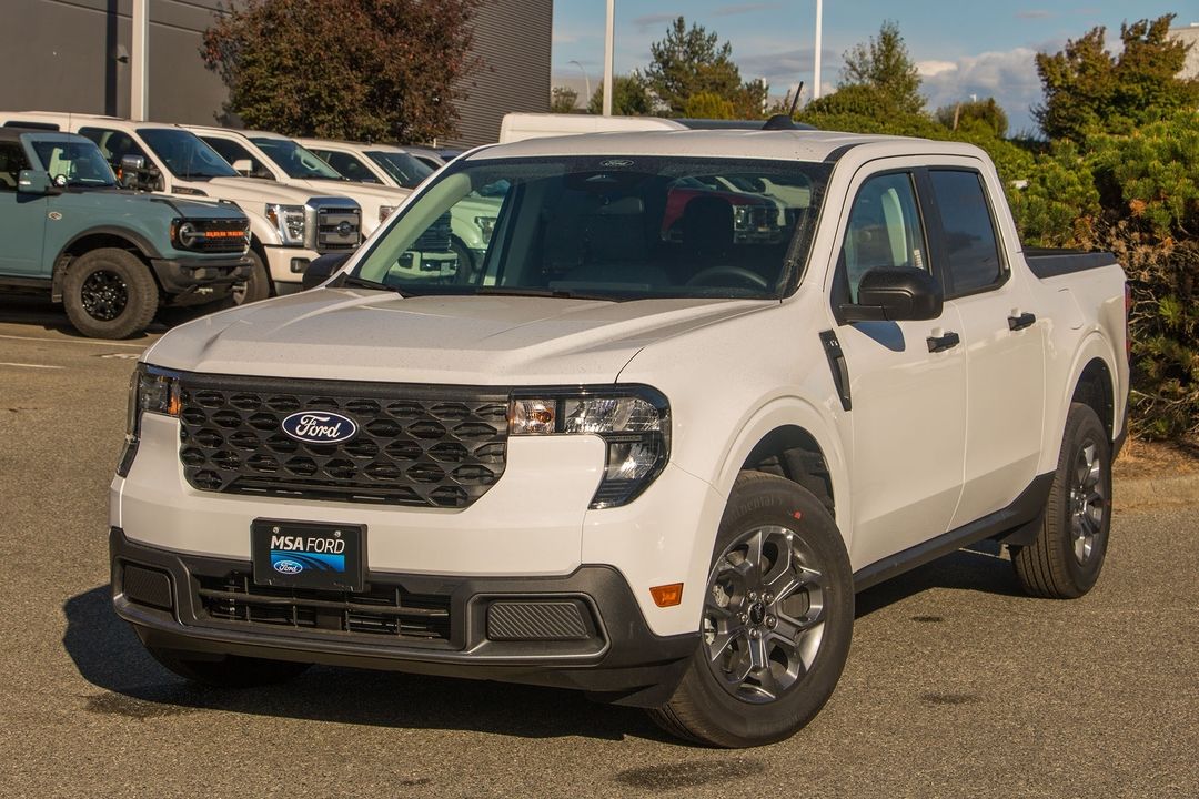 New 2026 Ford Maverick XLT MVT42817