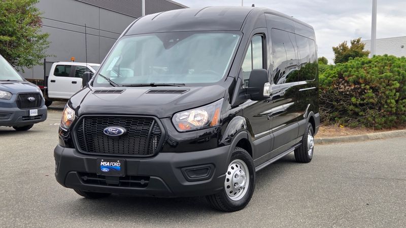 2025 Ford Transit Passenger Wagon