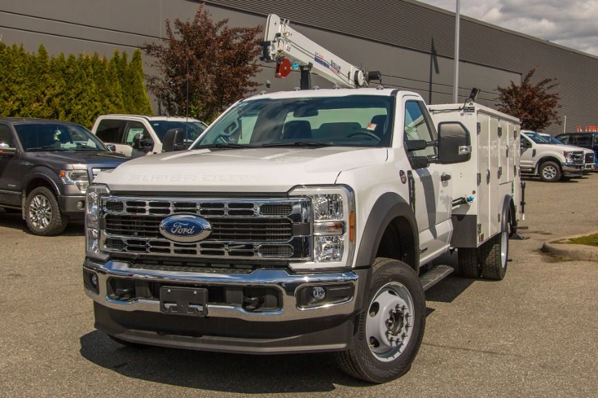 New 2024 Ford Chassis-Cab F-550-XL F5R02325