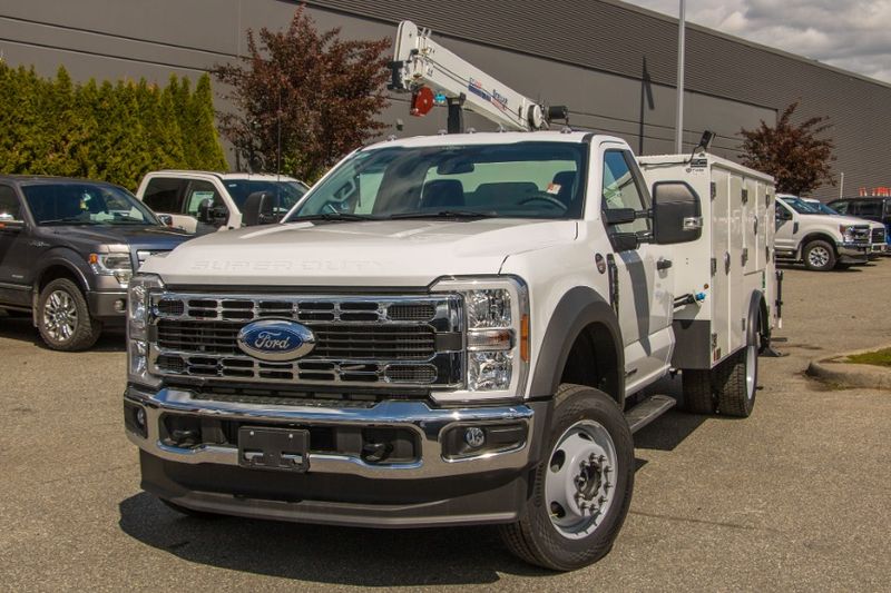 2024 Ford Chassis Cab