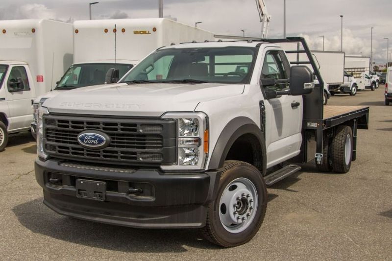 2023 Ford Chassis Cab