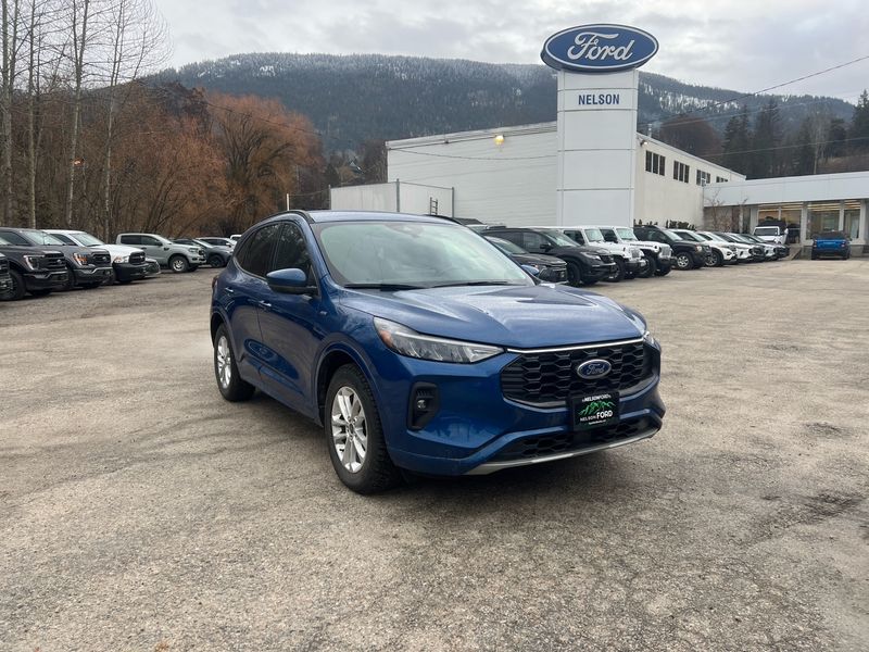 2023 Ford Escape