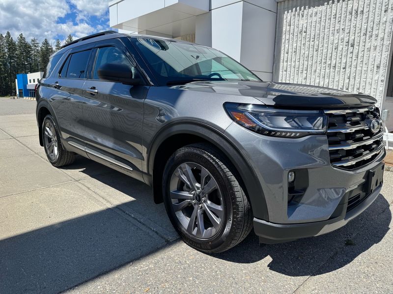 2025 Ford Explorer