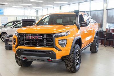 2025 GMC Canyon