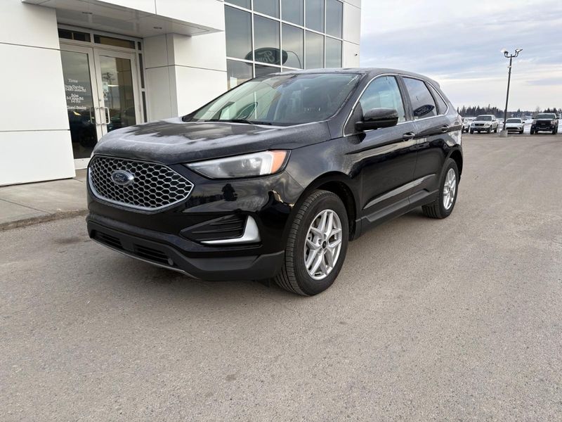 2023 Ford Edge