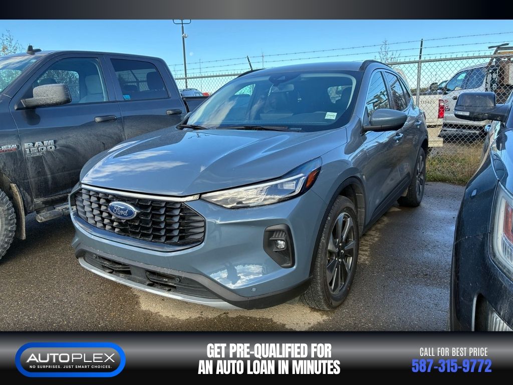 Used 2024 Ford Escape Platinum 42P26273